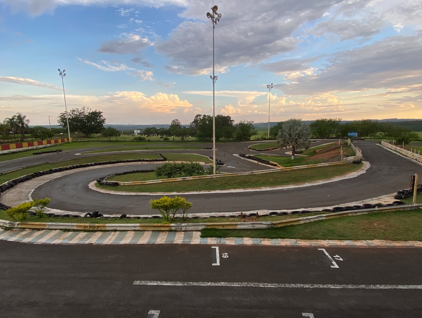 Vista panorâmica da pista Kart Z